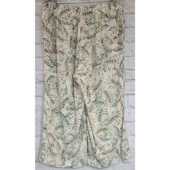 J. Jill Capri Pants Women's Size 1X Cream Beige Green Pull On Tropical Pockets - Picture 2 of 6